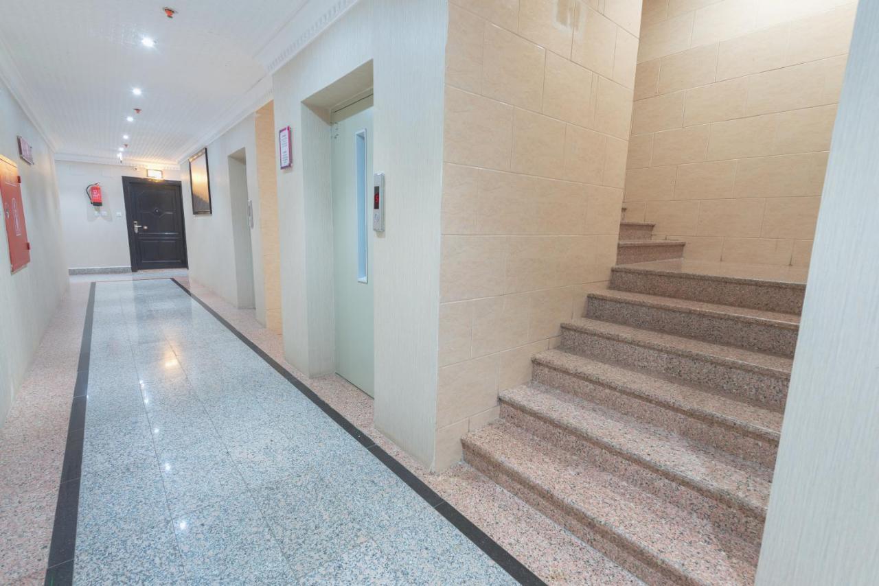 Praha Hotel Jeddah Exterior photo